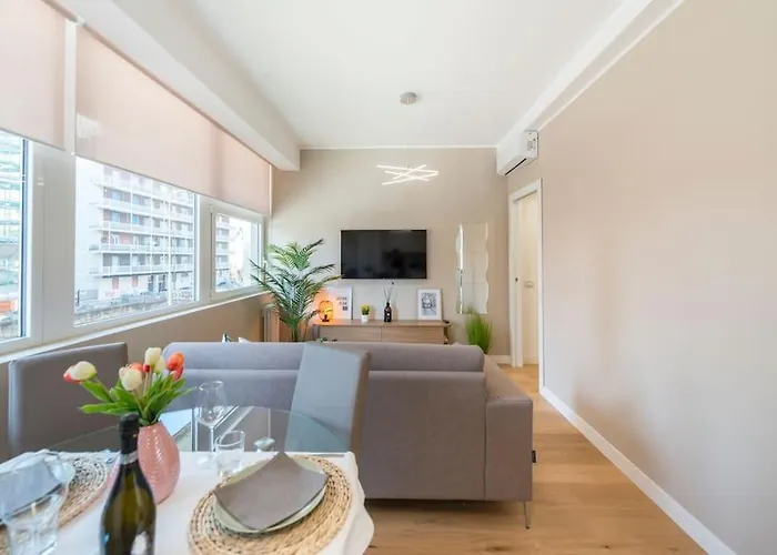 شقة Cozy Private Flat - Mm Marche 7 Min *