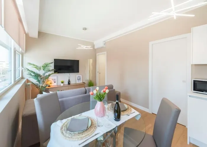 Cozy Private Flat - Mm Marche 7 Min شقة *